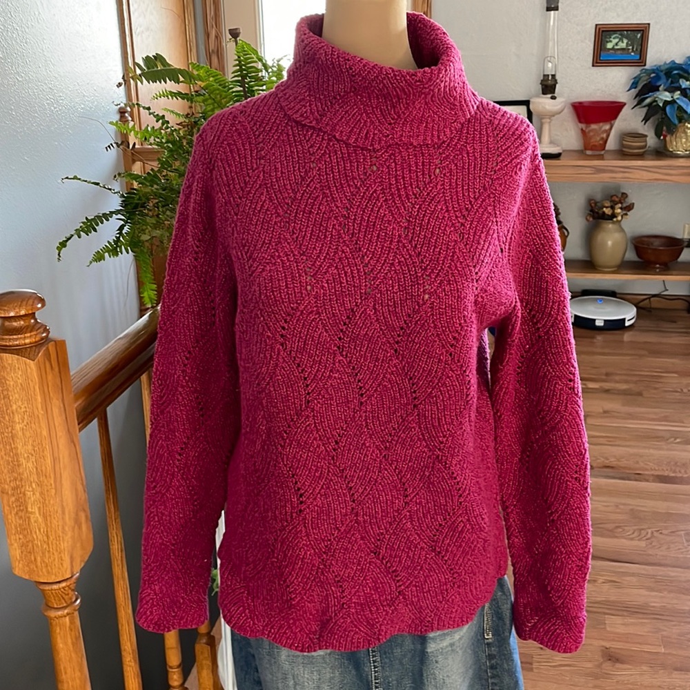 Sundance Size Lp. Open Weave Knit. Raspberry Colo… - image 1